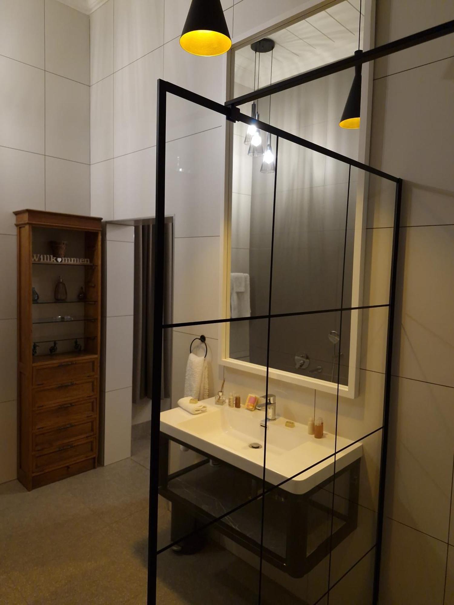 Le Chateau Guest House And Conference Centre Kempton Park Luaran gambar