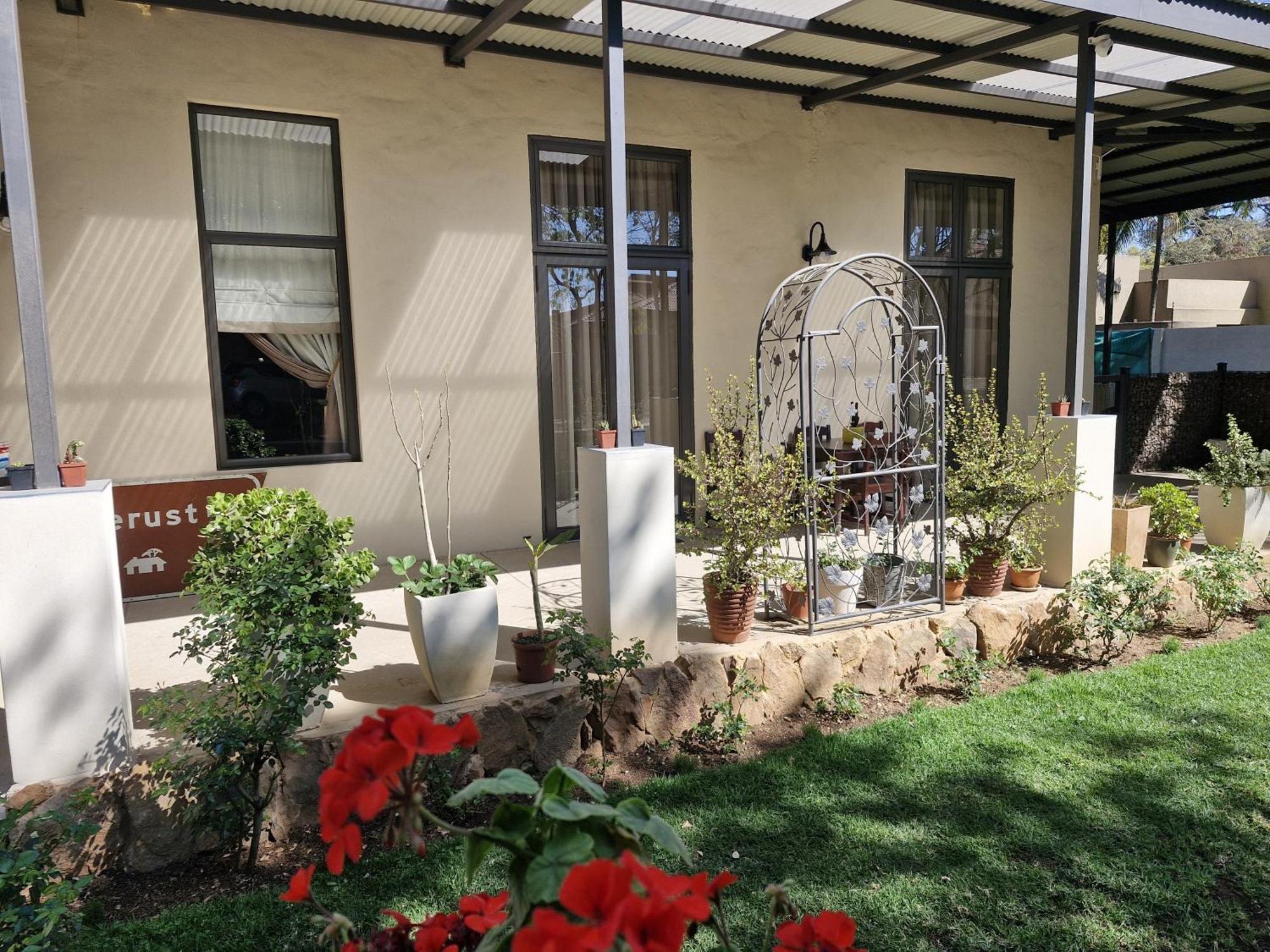 Le Chateau Guest House And Conference Centre Kempton Park Luaran gambar