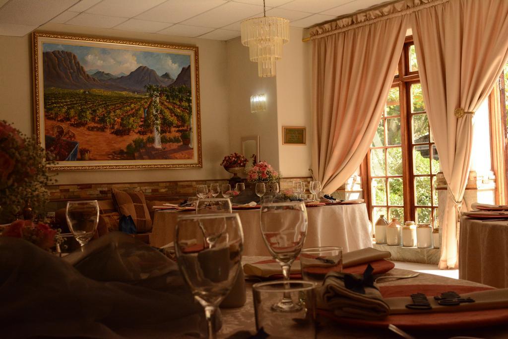 Le Chateau Guest House And Conference Centre Kempton Park Luaran gambar